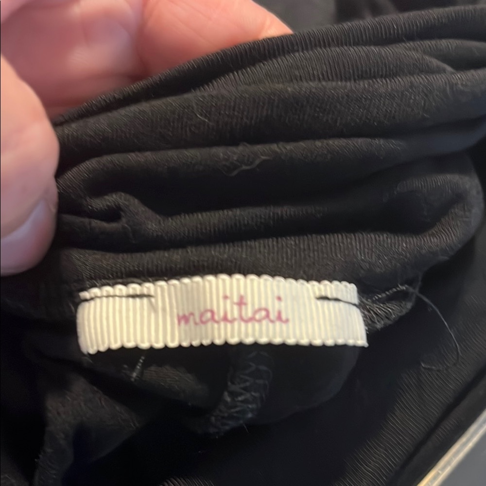 Elegant Black Women's Pants - Picture 3 of 4
